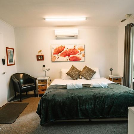 פורפנקה Alpine Riverside Cottages מראה חיצוני תמונה
