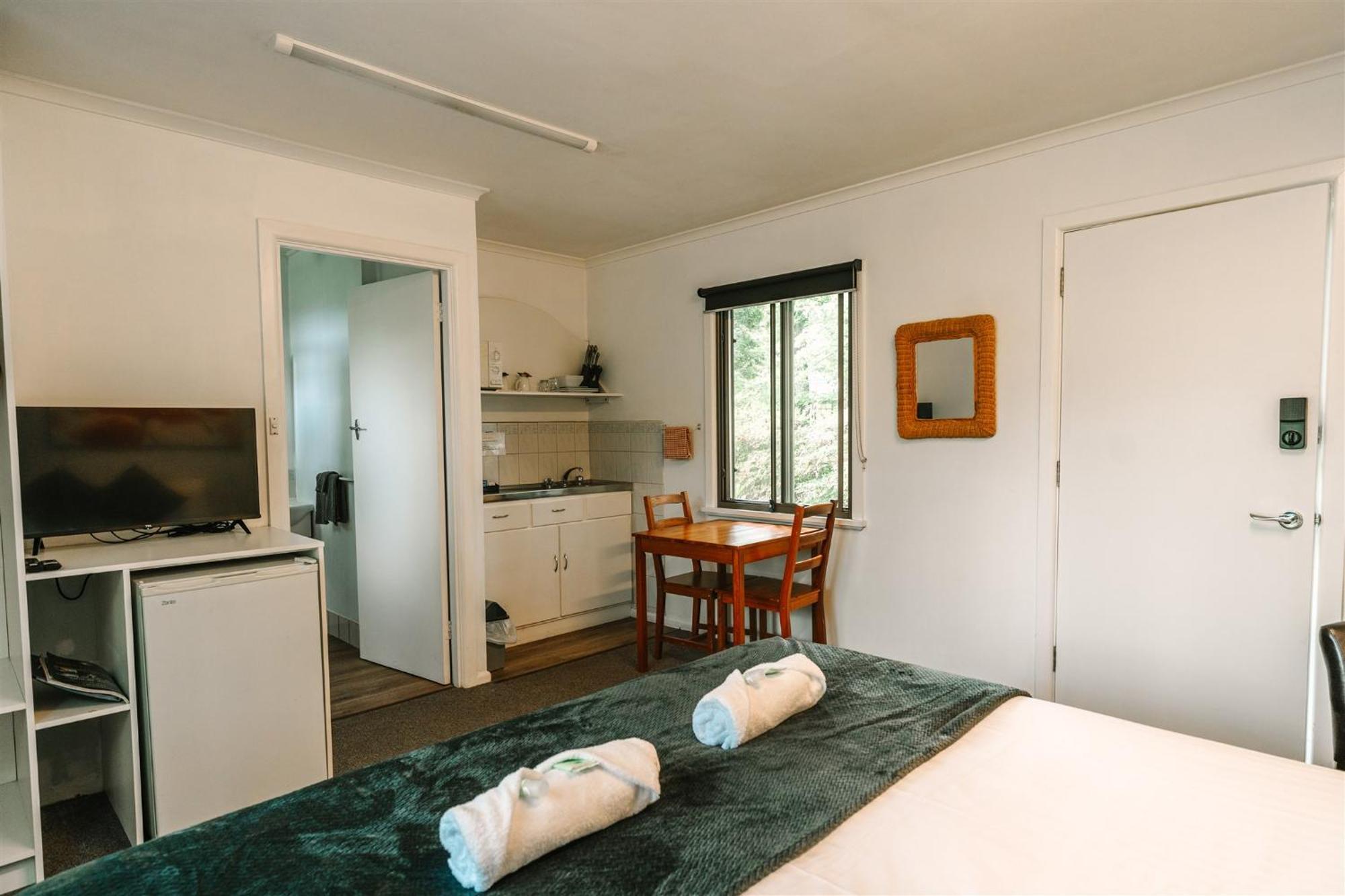 פורפנקה Alpine Riverside Cottages מראה חיצוני תמונה