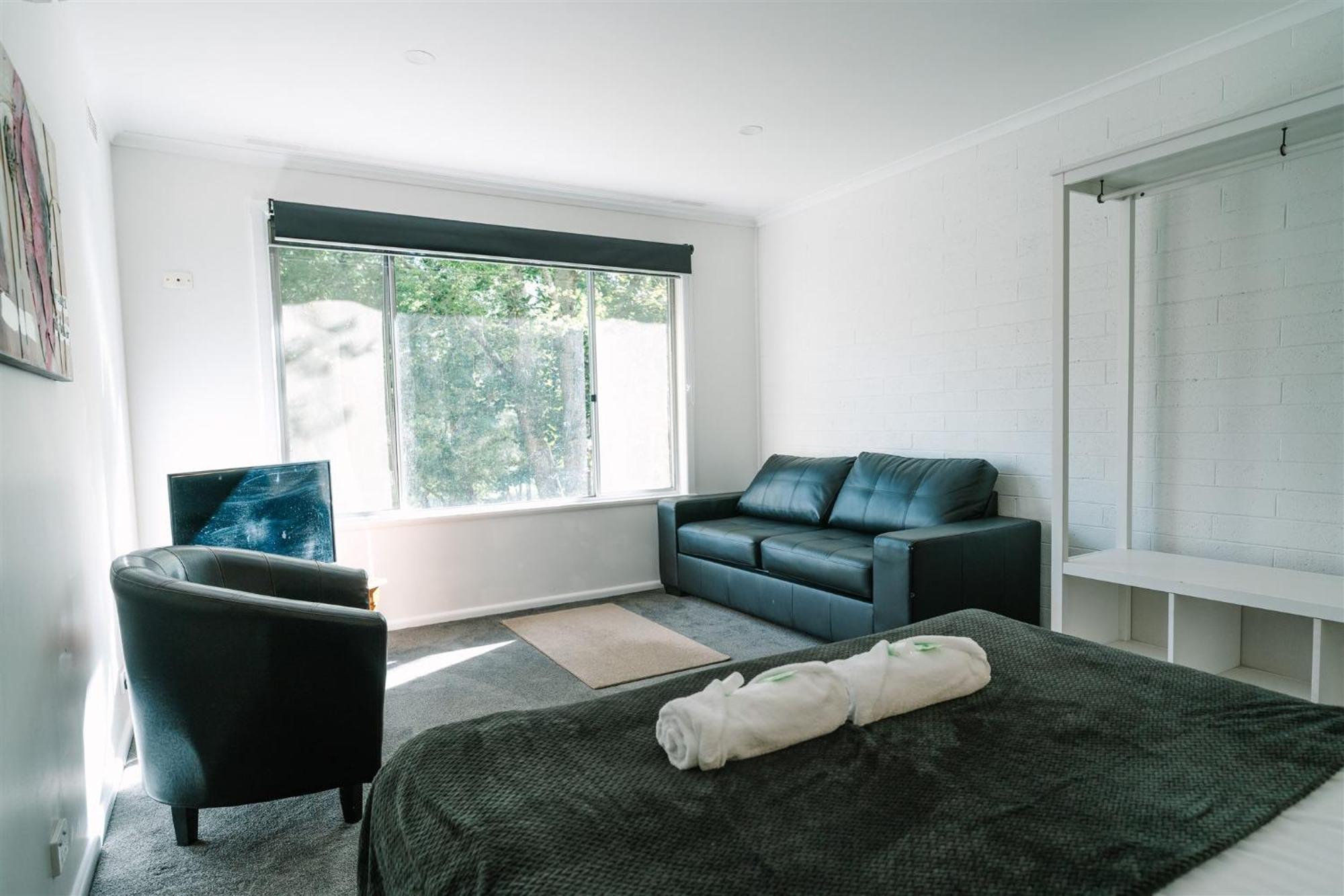 פורפנקה Alpine Riverside Cottages מראה חיצוני תמונה