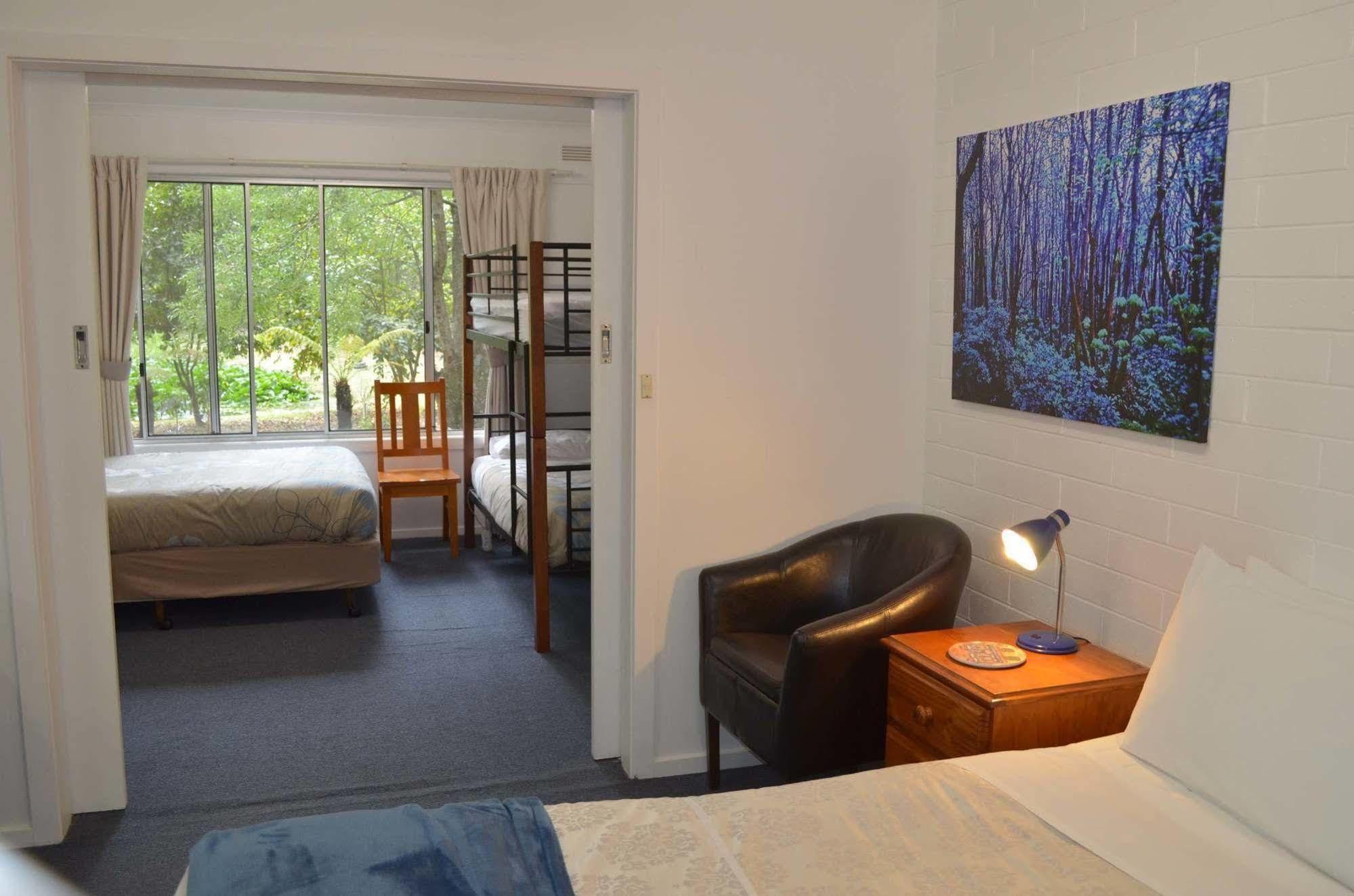 פורפנקה Alpine Riverside Cottages מראה חיצוני תמונה